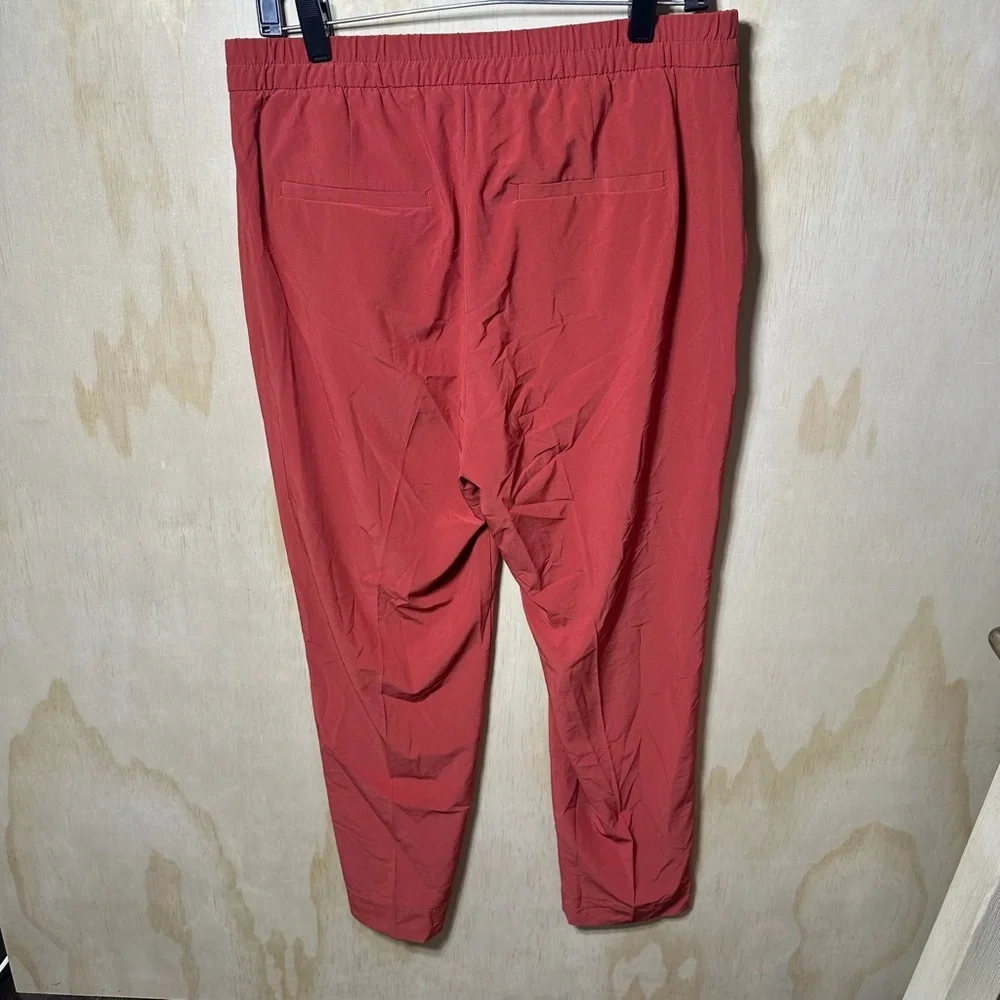 Banana Republic‎ Men’s Red Chinos for Effortless Style Size Medium